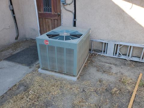 949 E Lyndale Dr, Tulare, CA 93274 photo 27