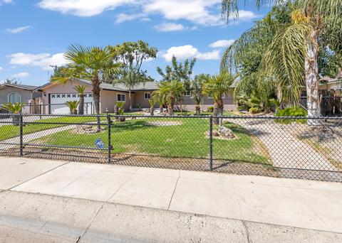 2505 S Linda Vista St, Visalia, CA 93277 | 36 Photos | MLS #219978 - Movoto