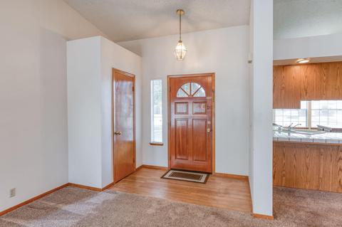 1802 E Sequoia Ave, Visalia, CA 93292 photo 3