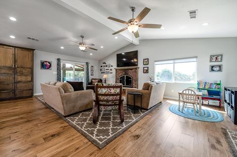 15268 Ave 332, Ivanhoe, CA 93235 photo 3