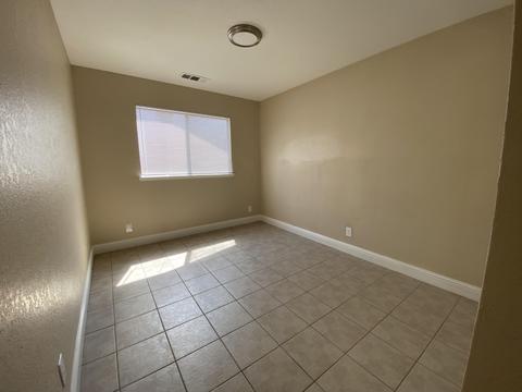 1349 E Cypress Ave, Tulare, CA 93274 photo 11