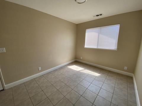 1349 E Cypress Ave, Tulare, CA 93274 photo 13