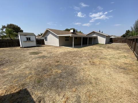 1349 E Cypress Ave, Tulare, CA 93274 photo 17