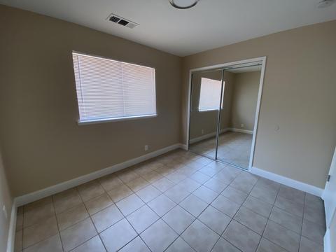 1349 E Cypress Ave, Tulare, CA 93274 photo 8