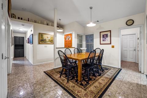3638 E Center Ct, Visalia, CA 93292 photo 7