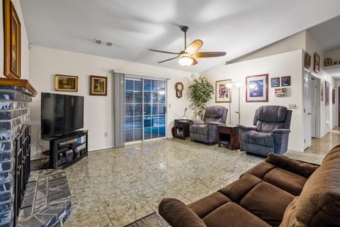3638 E Center Ct, Visalia, CA 93292 photo 11