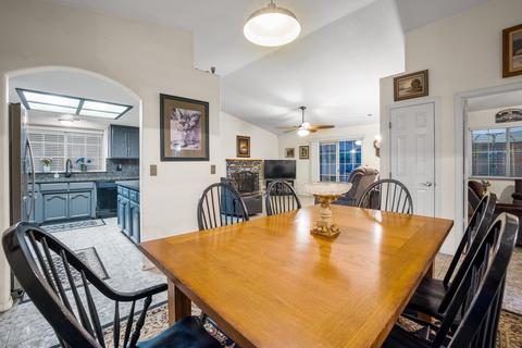 3638 E Center Ct, Visalia, CA 93292 photo 9