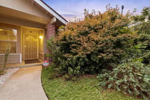 3638 E Center Ct, Visalia, CA 93292 photo 4