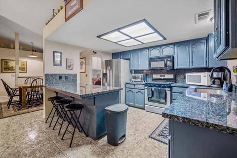 3638 E Center Ct, Visalia, CA 93292 photo 12
