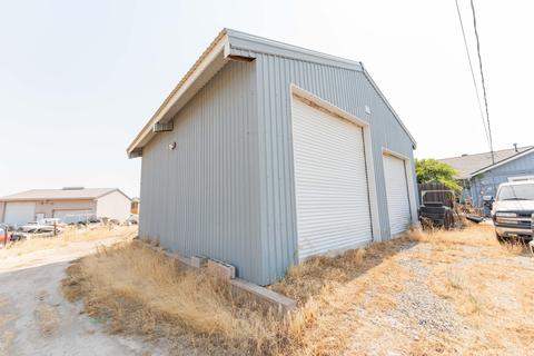 17345 Karen Rd, Madera, CA 93636 photo 36