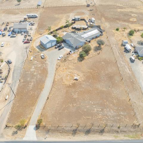 17345 Karen Rd, Madera, CA 93636 photo 6