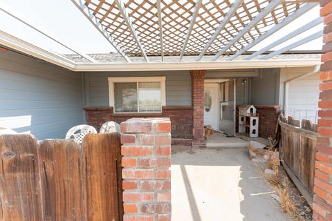 17345 Karen Rd, Madera, CA 93636 photo 2