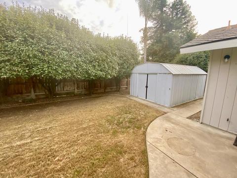 1007 E Rose Ct, Visalia, CA 93292 photo 13