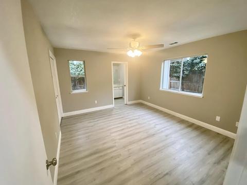 1007 E Rose Ct, Visalia, CA 93292 photo 6