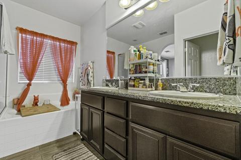 4002 E Harter Ct, Visalia, CA 93292 photo 30