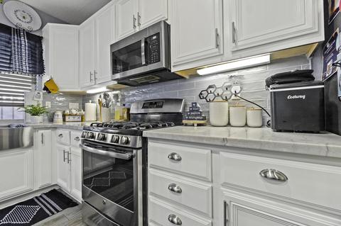 4002 E Harter Ct, Visalia, CA 93292 photo 7