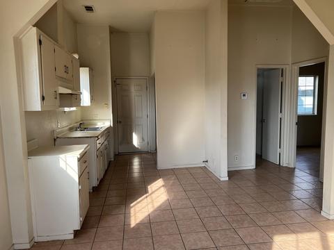 466 Klindera Ave, Tipton, CA 93272 photo 13