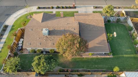 1827 E Alpine Ave, Tulare, CA 93274 photo 9