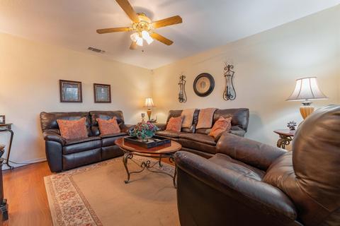 1827 E Alpine Ave, Tulare, CA 93274 photo 14
