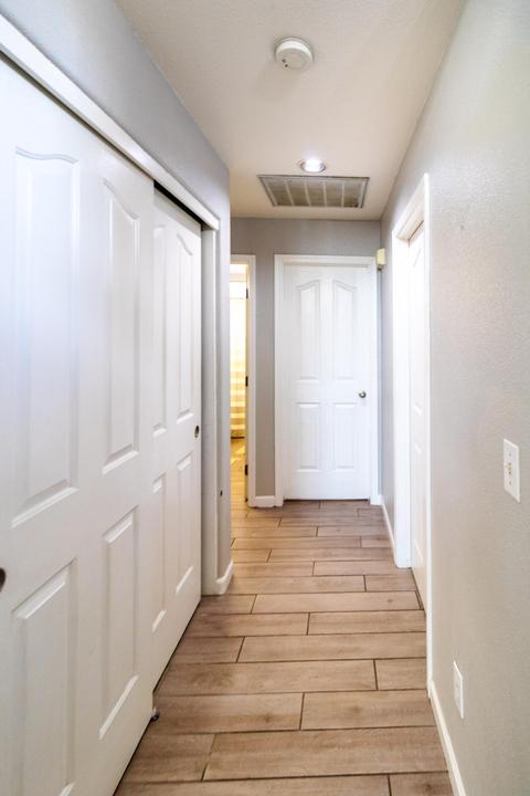 1341 E Parkview Ct, Visalia, CA 93277 photo 13
