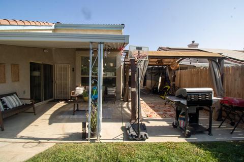 1341 E Parkview Ct, Visalia, CA 93277 photo 24