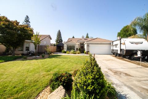 1341 E Parkview Ct, Visalia, CA 93277 photo 27