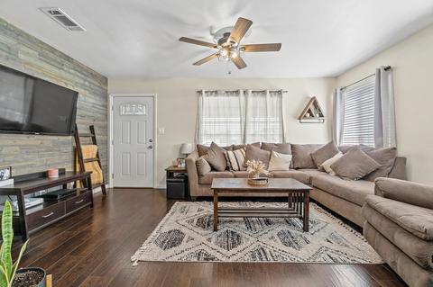 709 E Laurel Ave, Visalia, CA 93292 photo 7