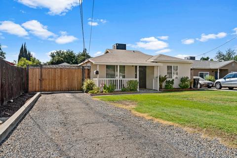 709 E Laurel Ave, Visalia, CA 93292 photo 2
