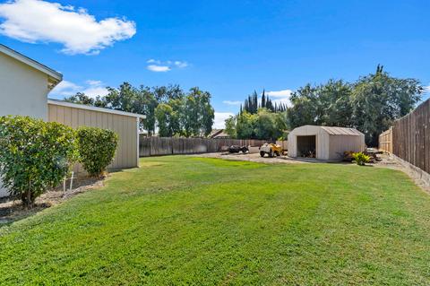 709 E Laurel Ave, Visalia, CA 93292 photo 28