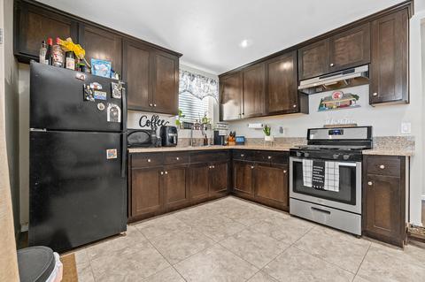 709 E Laurel Ave, Visalia, CA 93292 photo 9