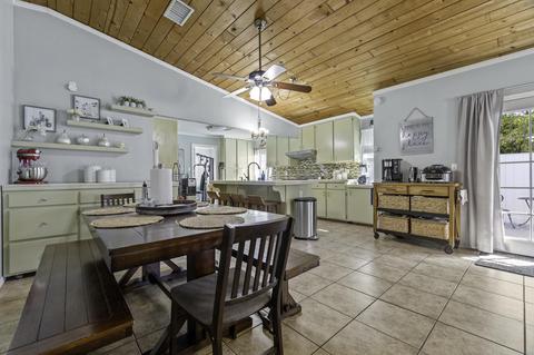 917 E Academy Ave, Tulare, CA 93274 photo 16