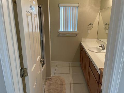 1646 Persimmon St, Lemoore, CA 93245 photo 19