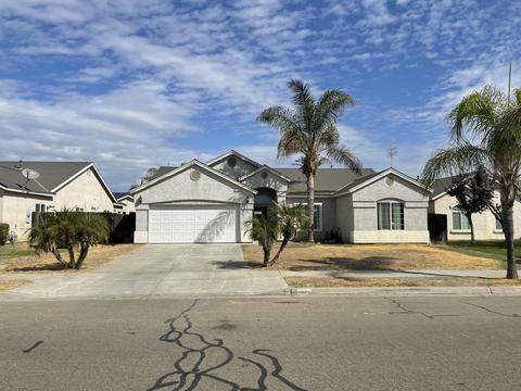1646 Persimmon St, Lemoore, CA 93245 photo 1
