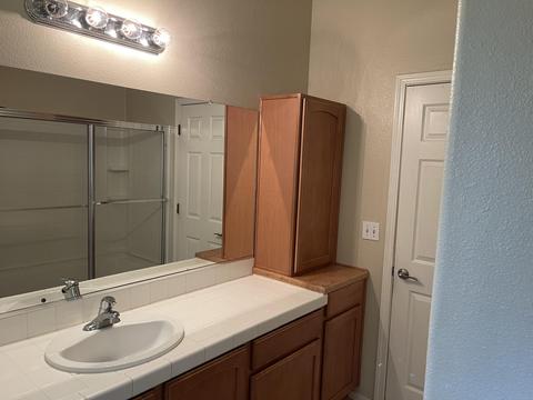 1646 Persimmon St, Lemoore, CA 93245 photo 20