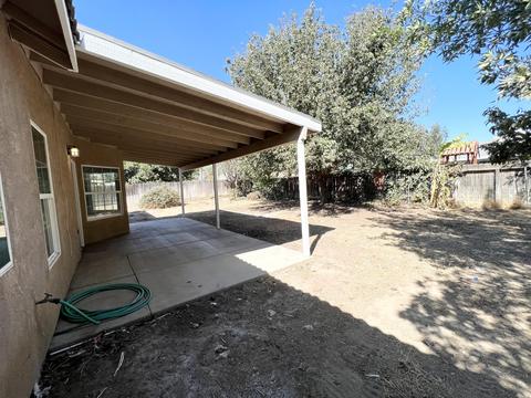 527 Village Ct, Exeter, CA 93221 photo 12