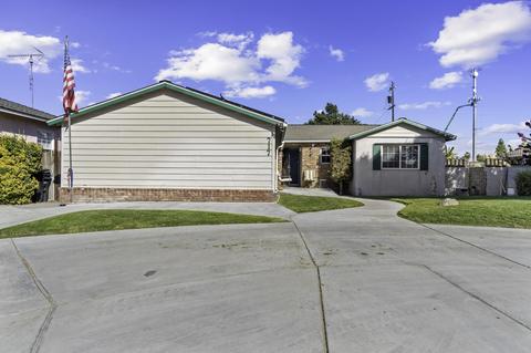 717 Estes Ave, Corcoran, CA 93212 photo 2