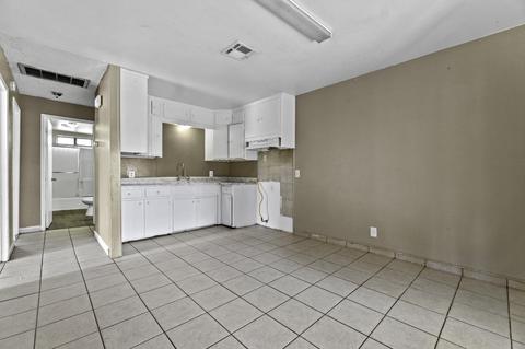 414 Klindera Ave, Tipton, CA 93272 photo 8