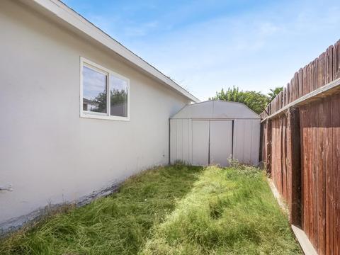 882 Azalea Ln, Lemoore, CA 93245 photo 19