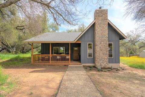 43752 Washburn Dr, Three Rivers, CA 93271 photo 1