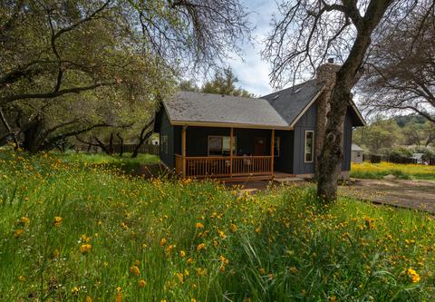 43752 Washburn Dr, Three Rivers, CA 93271 photo 2