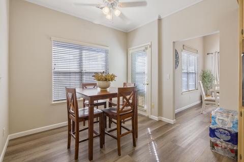 2111 E Kaweah Ct, Visalia, CA 93292 photo 20
