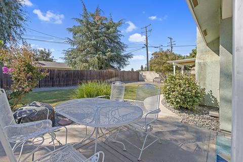 2111 E Kaweah Ct, Visalia, CA 93292 photo 40