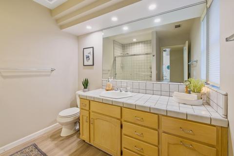 2111 E Kaweah Ct, Visalia, CA 93292 photo 27