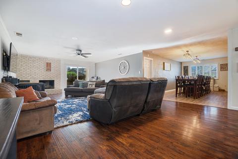 991 Orangewood Ct, Lemoore, CA 93245 photo 7