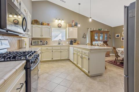 724 Vista Ct, Exeter, CA 93221 photo 11