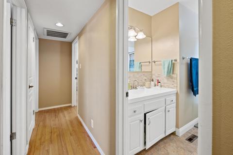 2104 E Lemmon Way, Hanford, CA 93230 photo 24