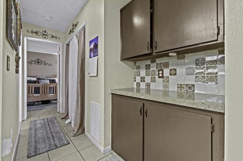 619 E Harold Ave, Visalia, CA 93292 photo 15