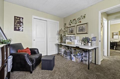 619 E Harold Ave, Visalia, CA 93292 photo 20