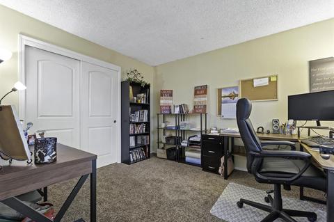 619 E Harold Ave, Visalia, CA 93292 photo 22