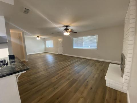3448 W Iris Ave, Visalia, CA 93277 photo 6